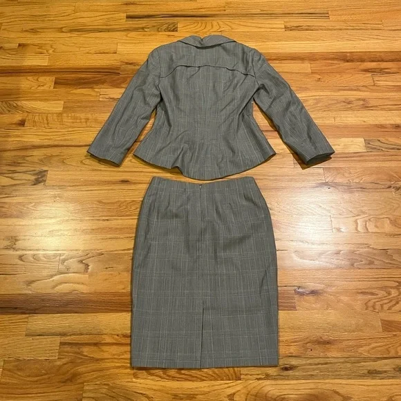 BOGO Yigal Azrouel Gray Plaid Blazer & Skirt Set - Picture 6 of 9